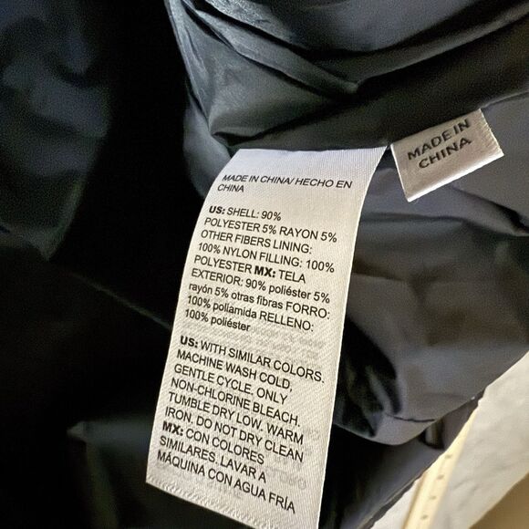 NWT CHICO'S JACQUARD PUFFER VEST WOMENS 1 MEDIUM BLACK/BLACK FULL ZIP FLORAL - Picture 8 of 8